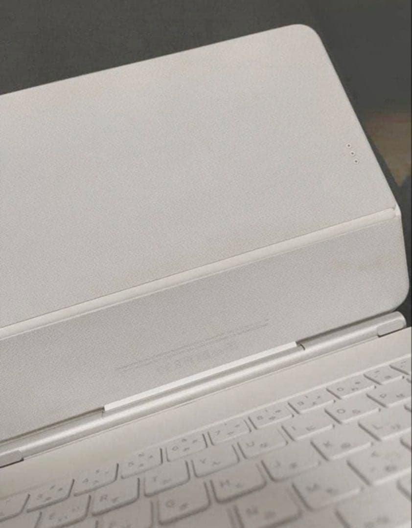 iPad Magic Keyboard A2261 11 ホワイト