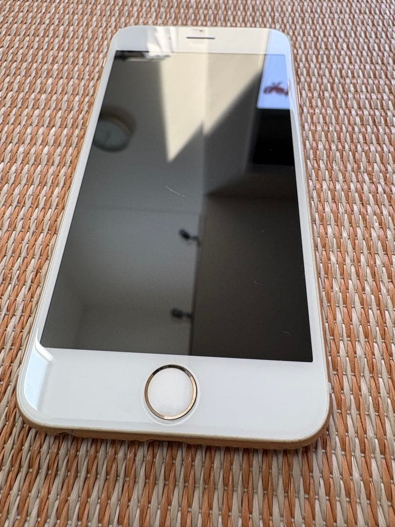 iPhone6s本体　ゴールド　128GB