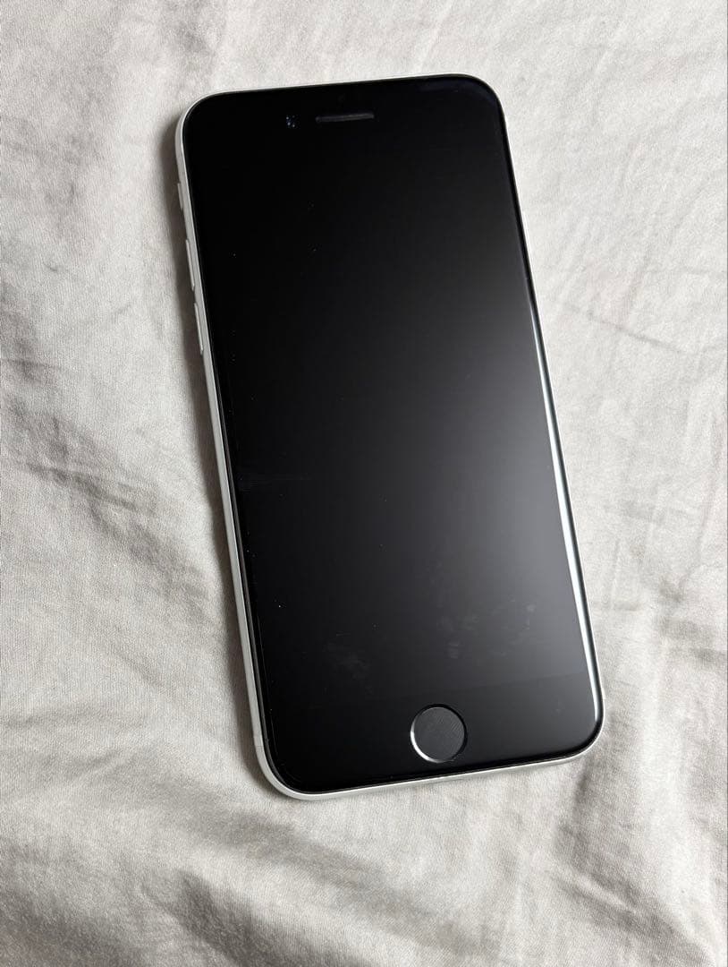 iPhone SE 第2世代 本体 ホワイト
