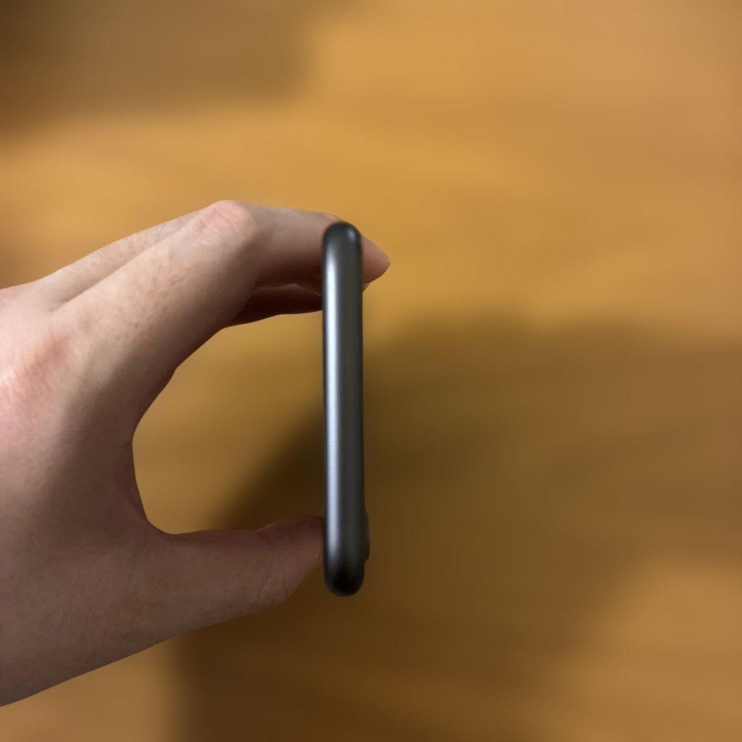 Apple iPhone8 スペースグレイ ジャンク ブラック