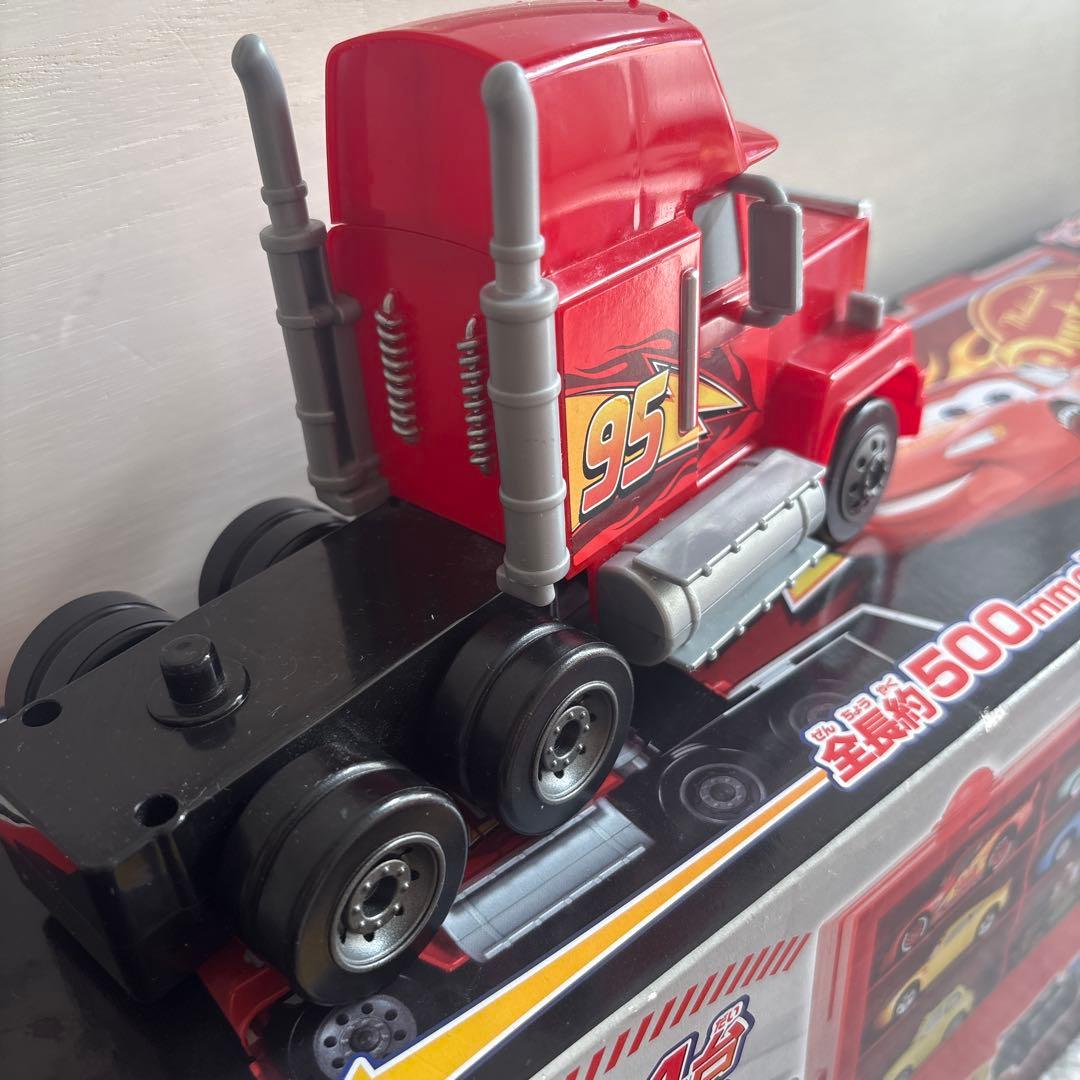 廃盤TOMICA トミカ カーズ たくさんのせよう！大きなマック（カーズ3タイプ