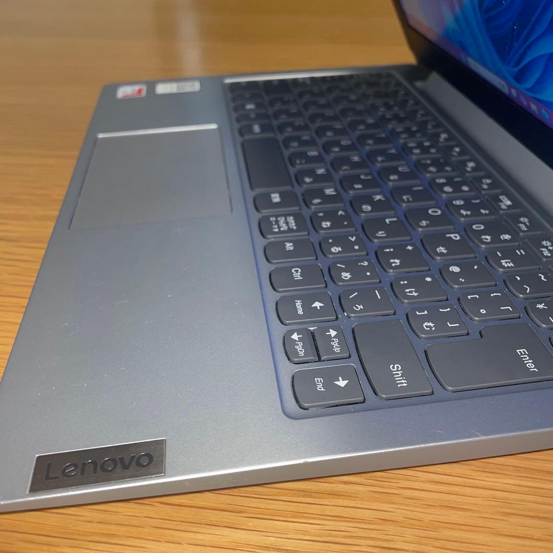 軽量＆美品Lenovo‼️Windows11✨高速M.2SSD✨Office搭載