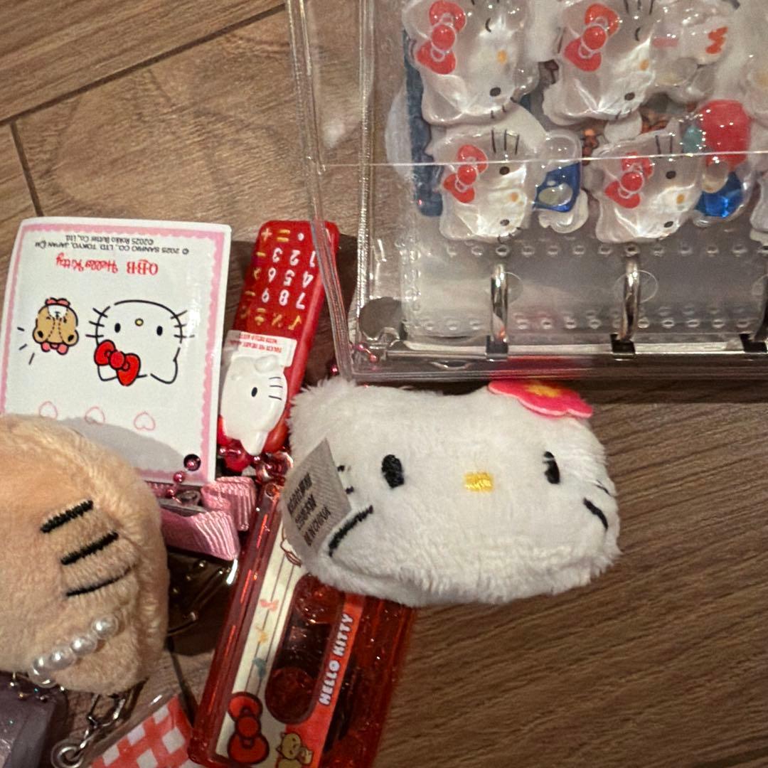 ハローキティ シールブック