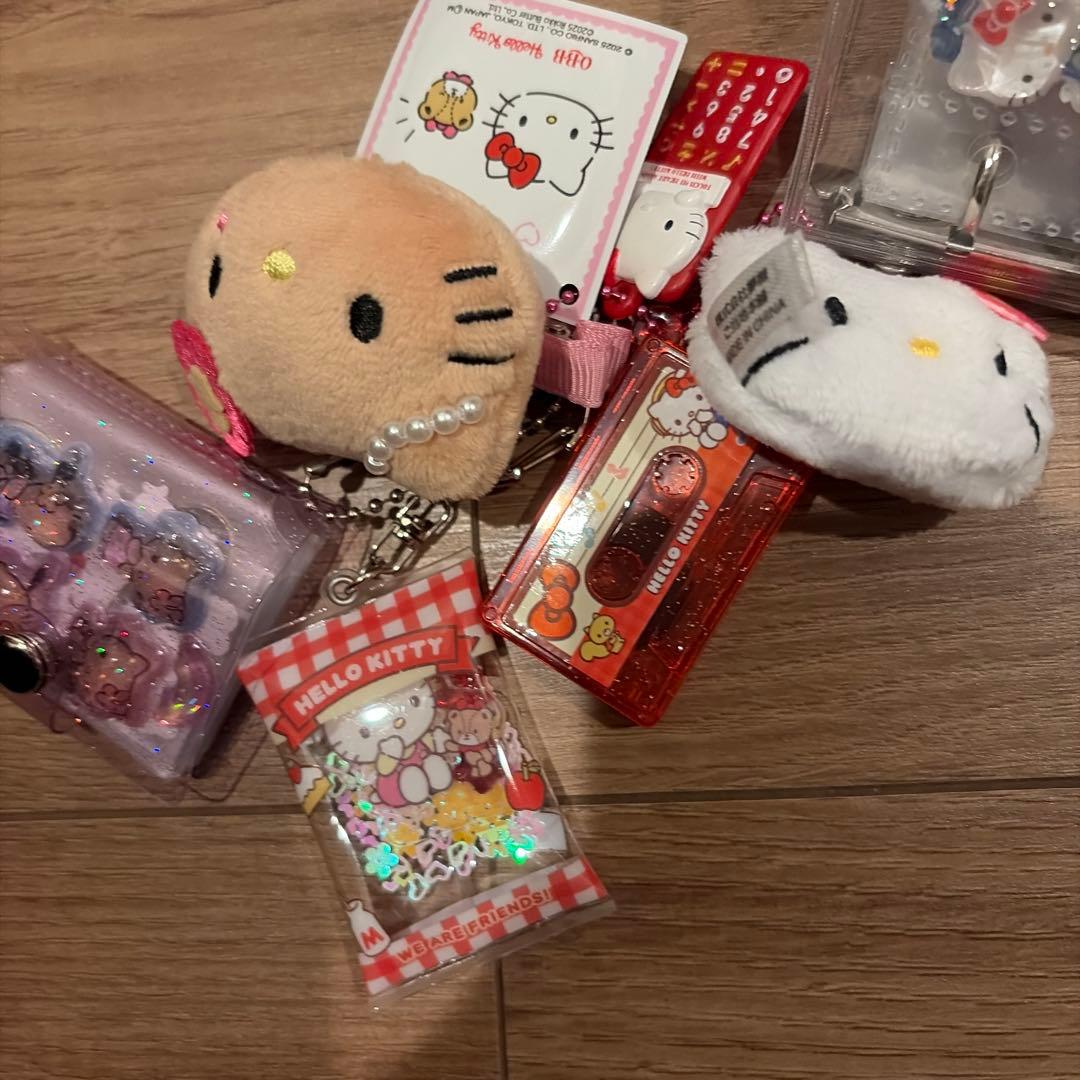 ハローキティ シールブック