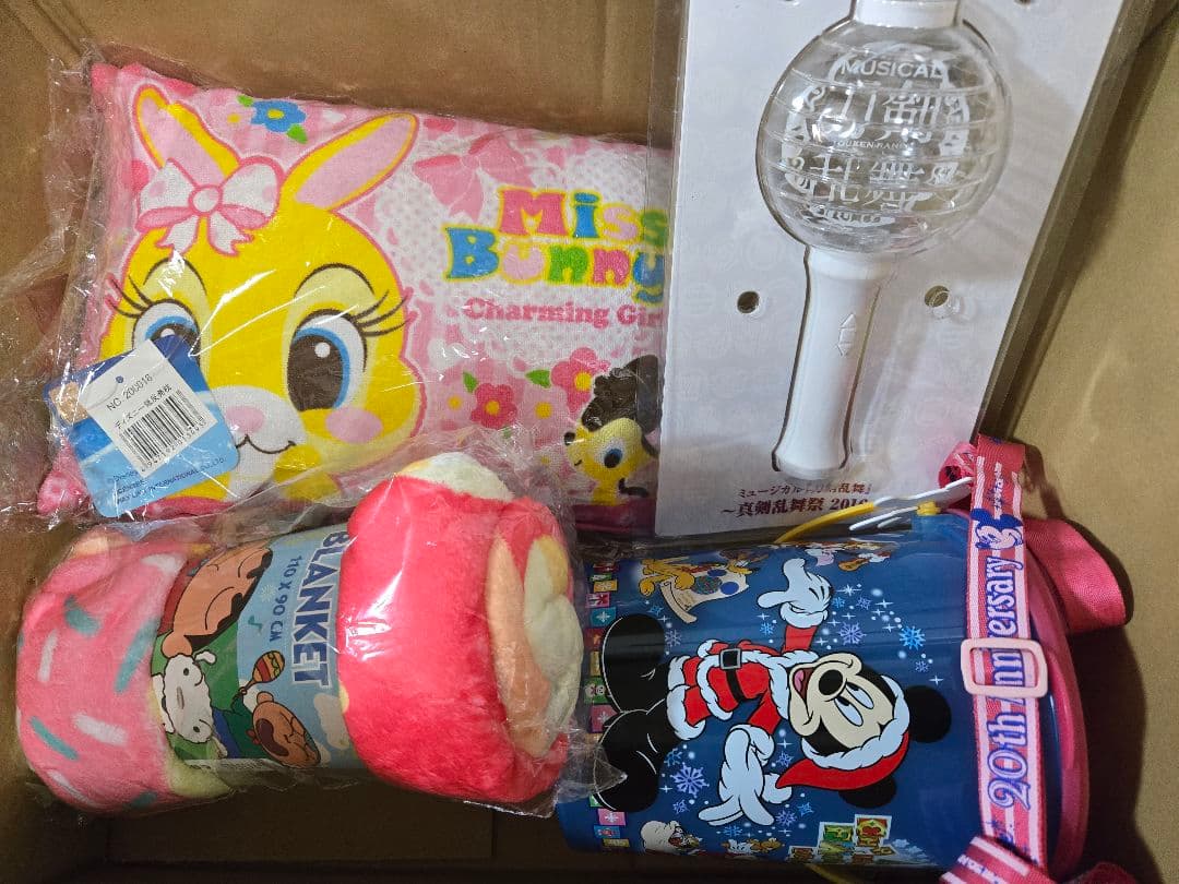 アニメグッズなど 140サイズ ノンジャンル 大量 まとめ売り 約530点