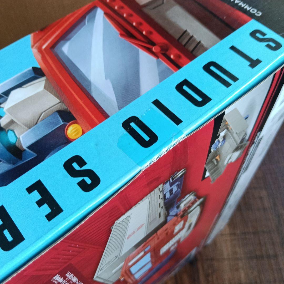 新品未開封トランスフォーマー SS-142 オプティマスプライム 40周年記念