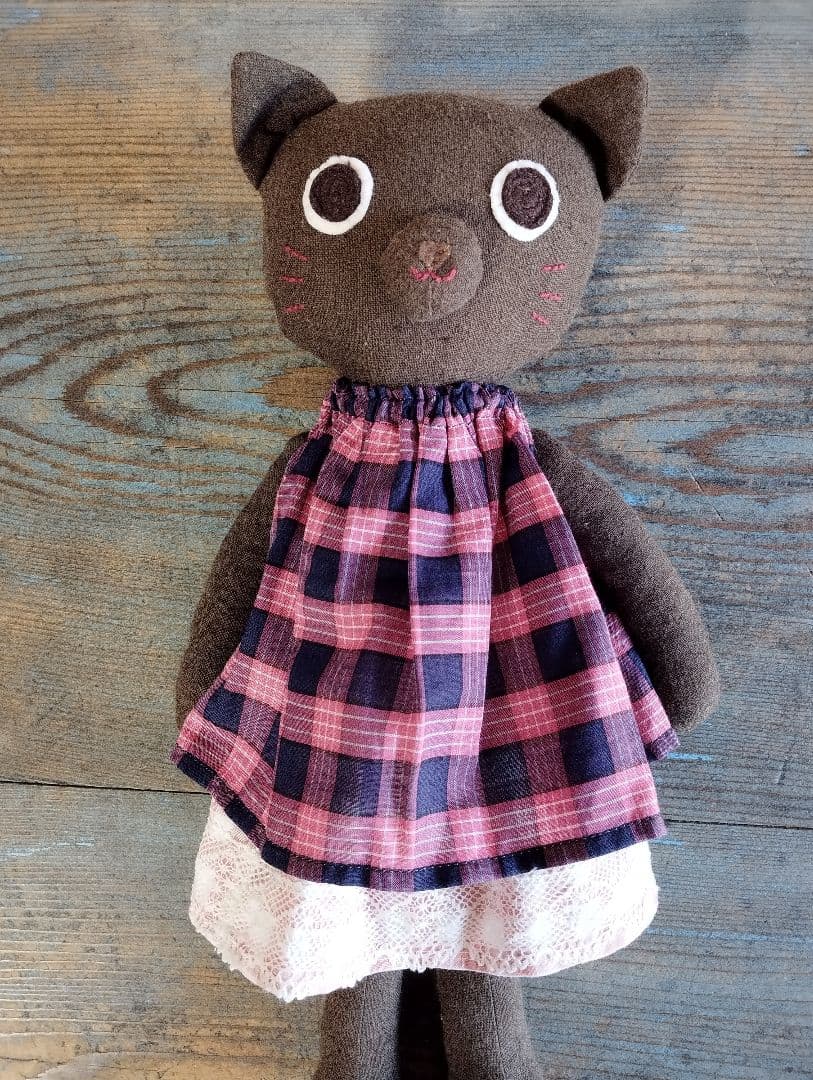 ハンドメイド「茶ねこちゃん」着せ替え人形セット・手洗い可