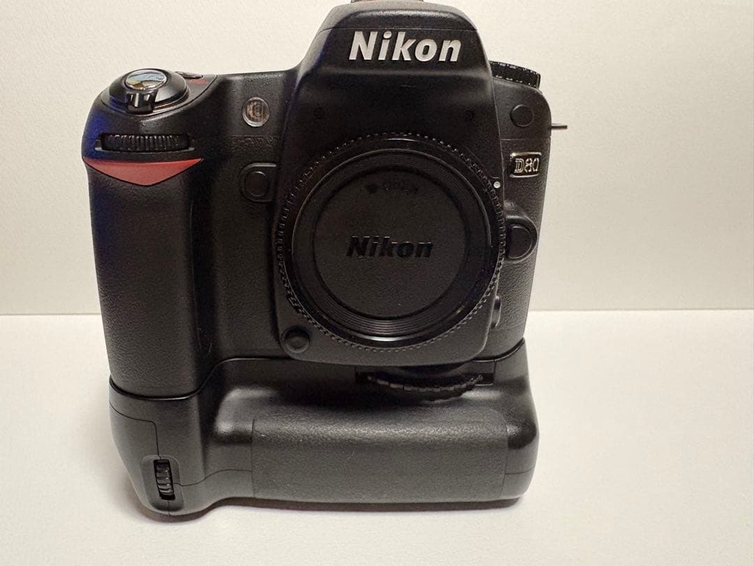 Nikon D80 超美品 MB-D80付 バッテリー2個付 劣化度0