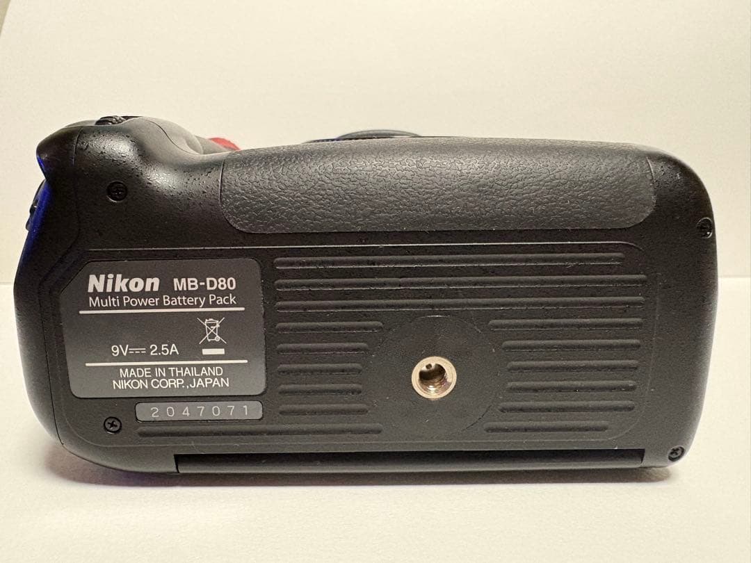 Nikon D80 超美品 MB-D80付 バッテリー2個付 劣化度0