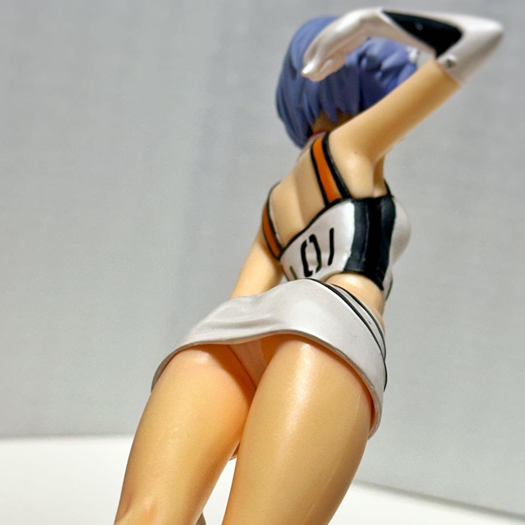 エヴァンゲリオン レーシング プレミアムRQフィギュア