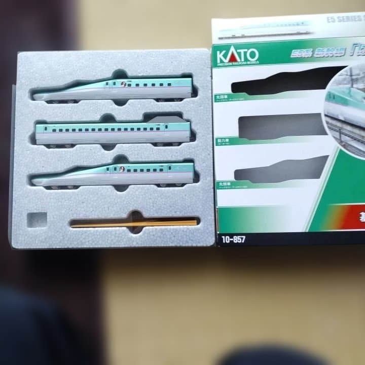☆美品☆　KATO　E5系　新幹線 「はやぶさ」 10両セット