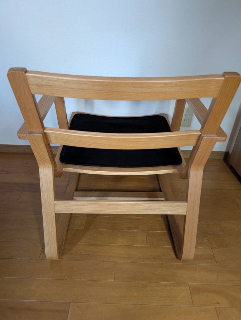 ■送料込■無印良品リビングでもダイニングでもつかえるソファチェア アームイス