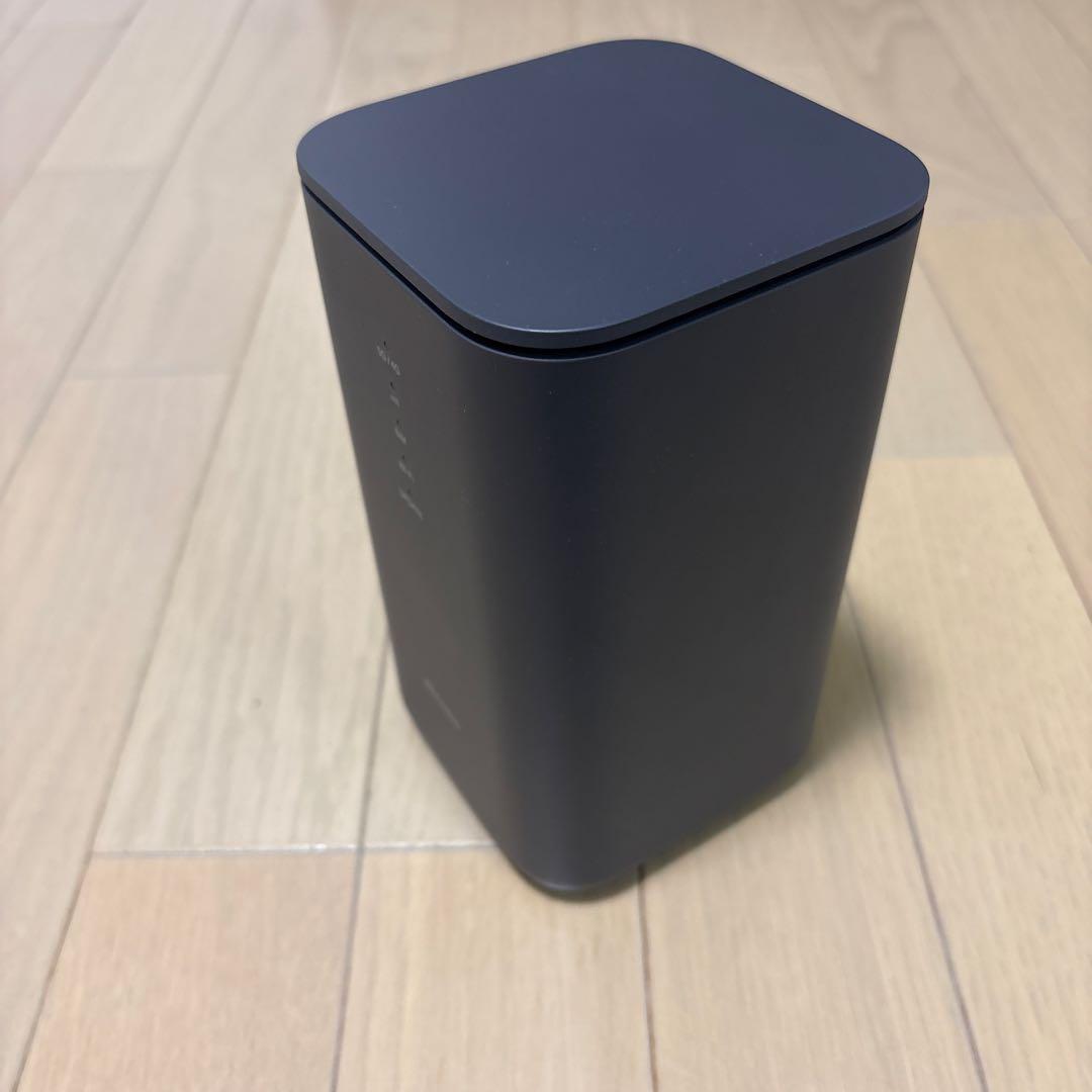 超美品 HR02 ドコモ docomo ホームルーター