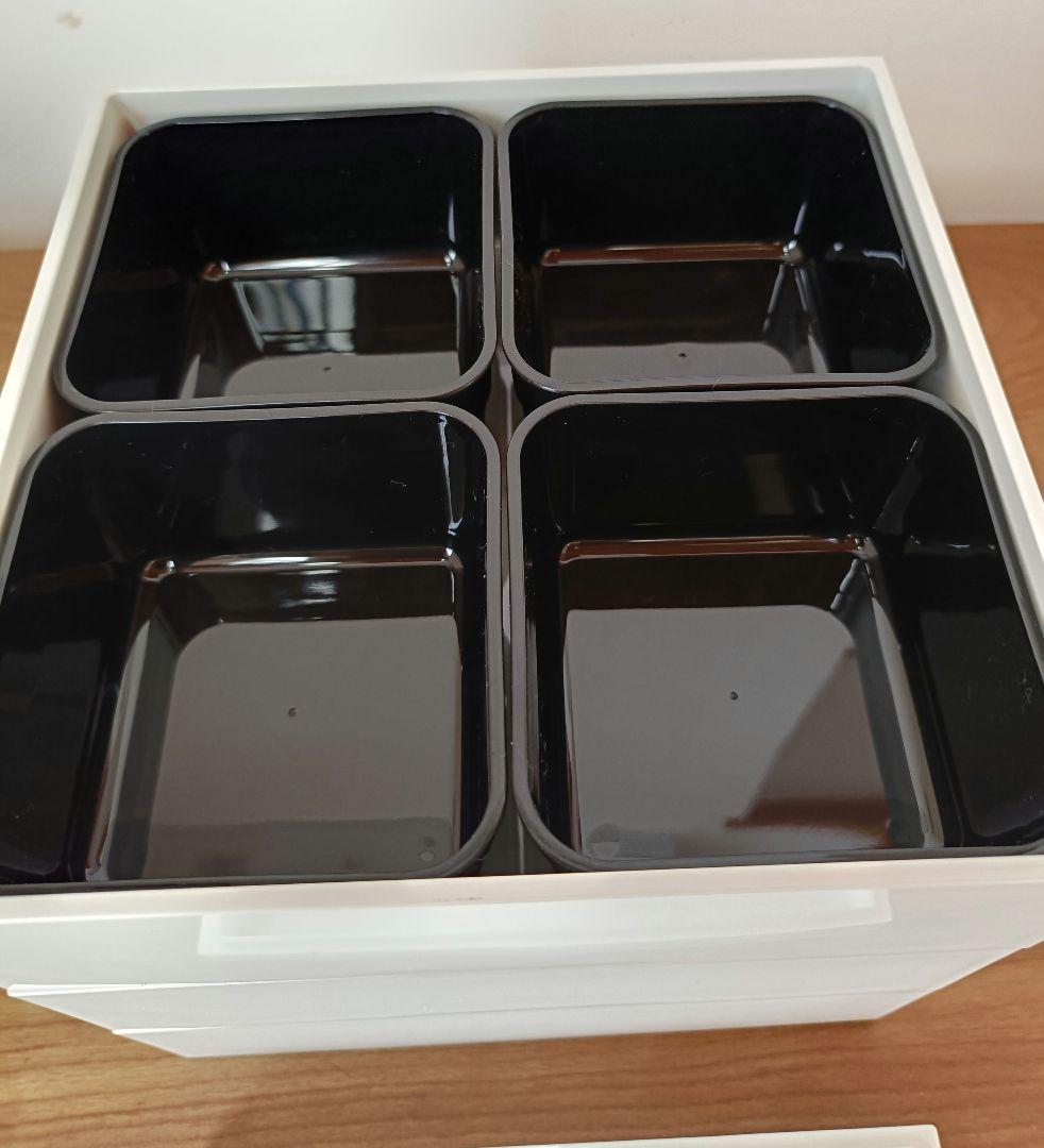 栗原はるみ　ゆとりの空間　三段重　重箱　ホワイト　おせち