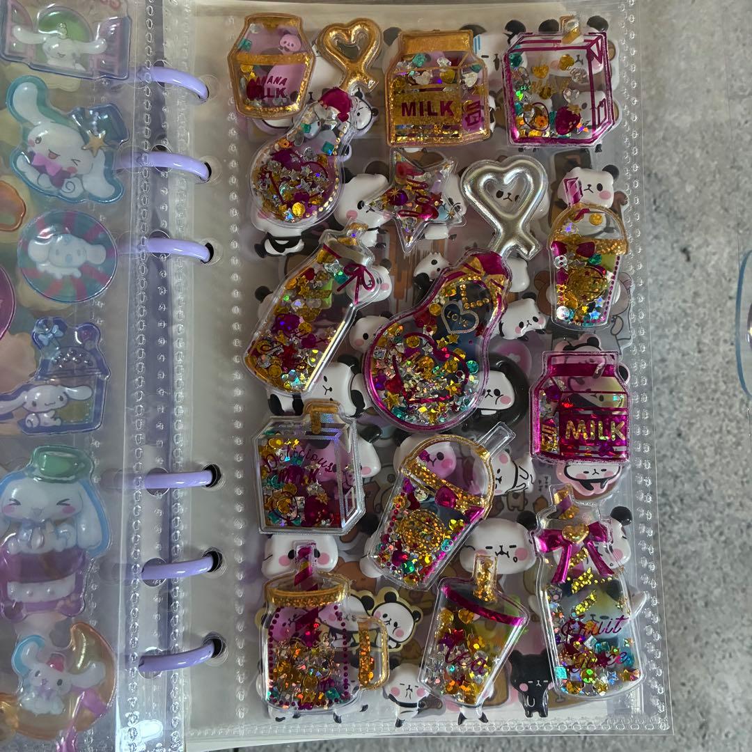 箱入り❤️プレゼントラッピング済❤️シール帳完成品A6サイズ13ページ＋レフィル５枚