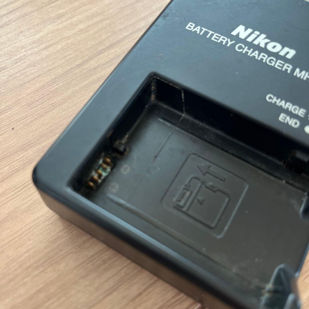 中古品　Nikon D3100 デジタル一眼レフカメラ　ニコン