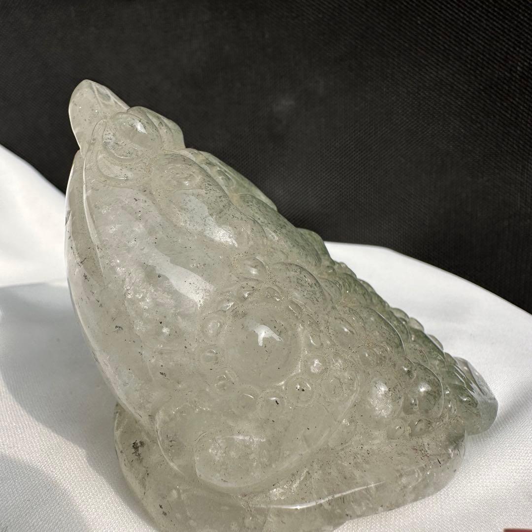 希少❣️天然石 グリーンストロベリークォーツ共生水晶の銭蛙　置物　彫り物D.103