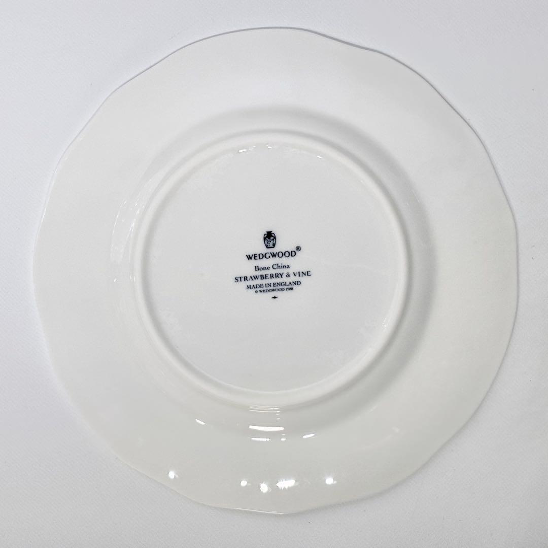 希少！新品・未使用・廃盤品！ウェッジウッド ストロベリーバイン 黒壺 5点