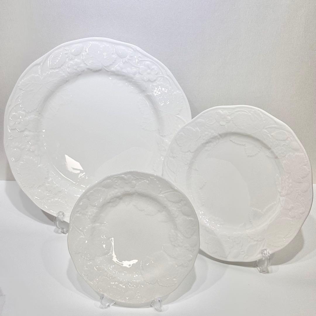希少！新品・未使用・廃盤品！ウェッジウッド ストロベリーバイン 黒壺 5点