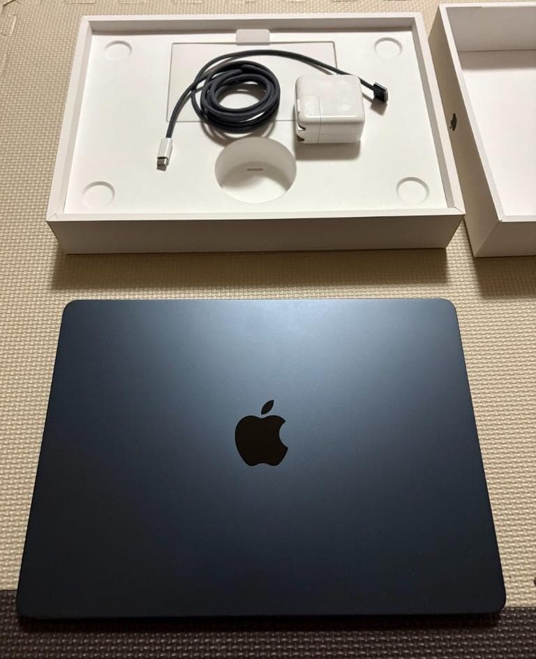 【最大容量88%】Macbook Air/13.6インチ/M3/256GB