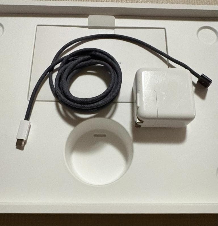 【最大容量88%】Macbook Air/13.6インチ/M3/256GB