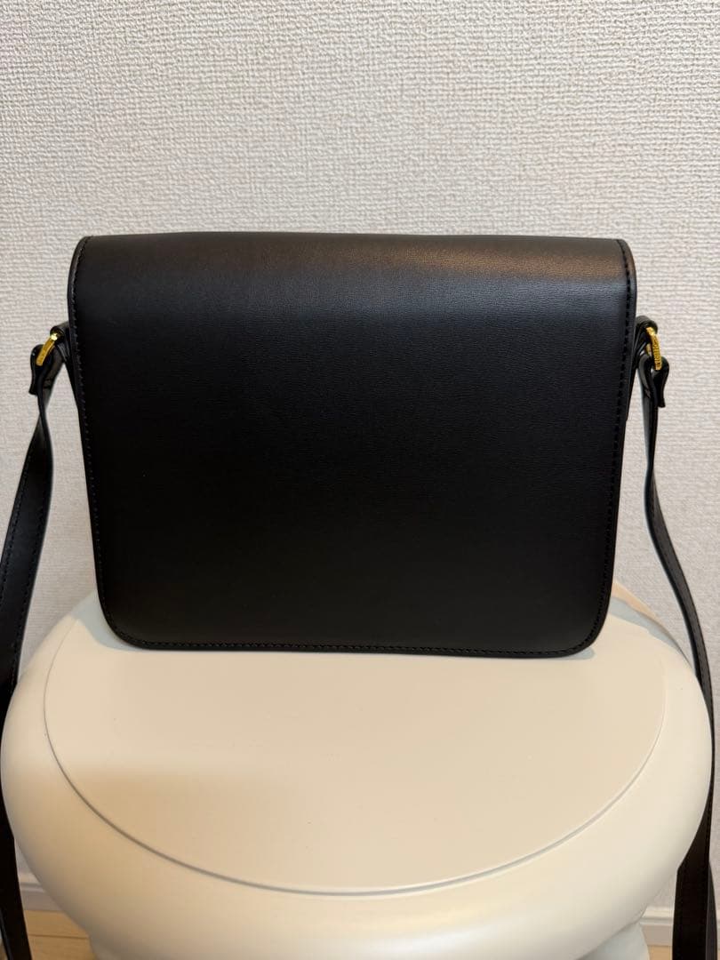 ブラックショルダーバッグ CELINE ノベルティ