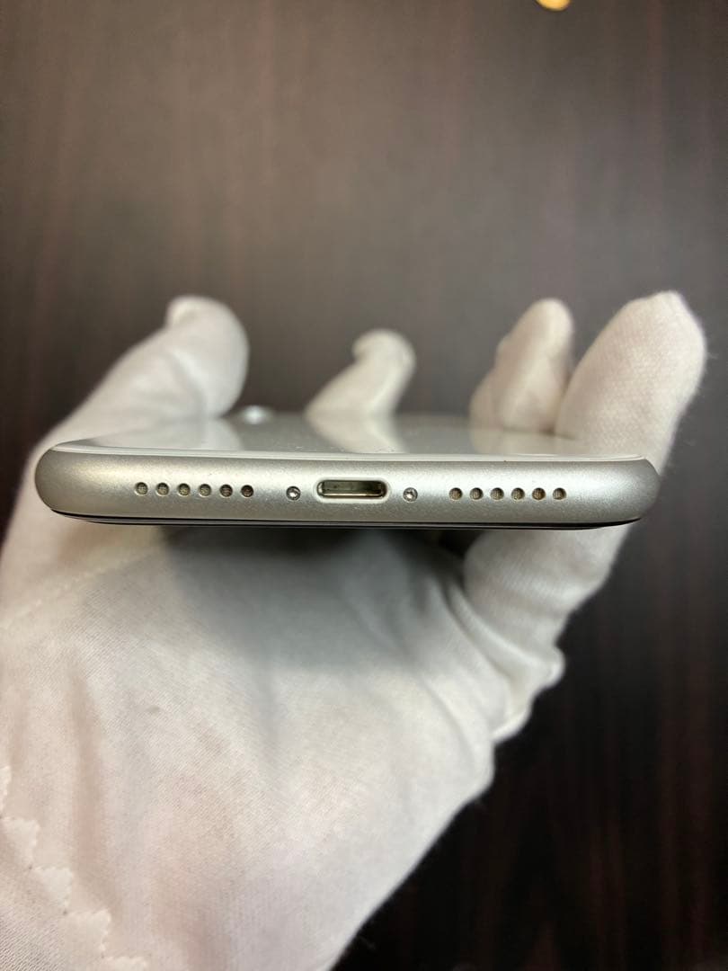 Apple iPhone XR ホワイト 128GB SIMフリー