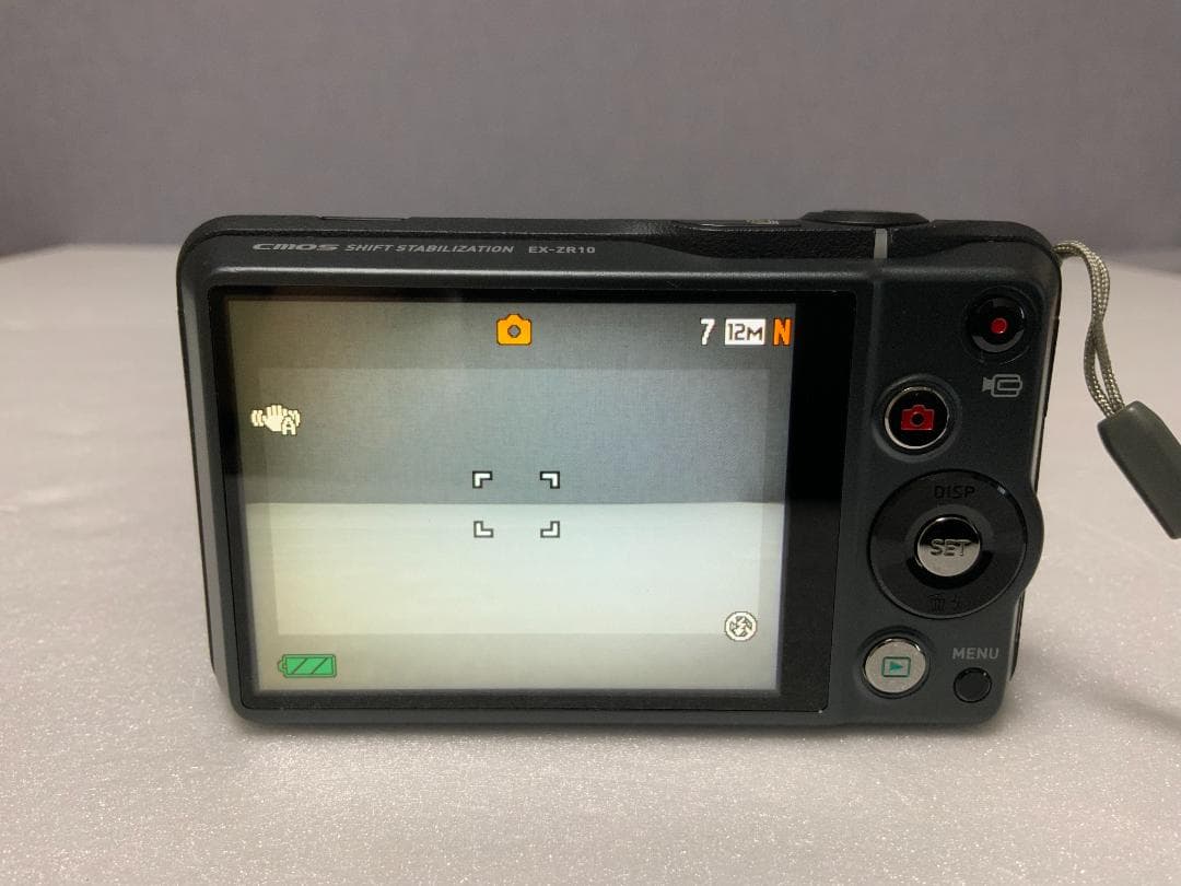CASIO EXILIM EX-ZR10 シルバー
