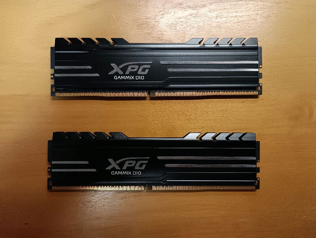 メモリ XPG 32GB(16GB×2枚) DDR4 2666MHz