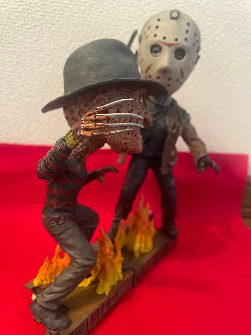フレディVS ジェイソン ヘッドノッカー 映画 キャラクター 置物