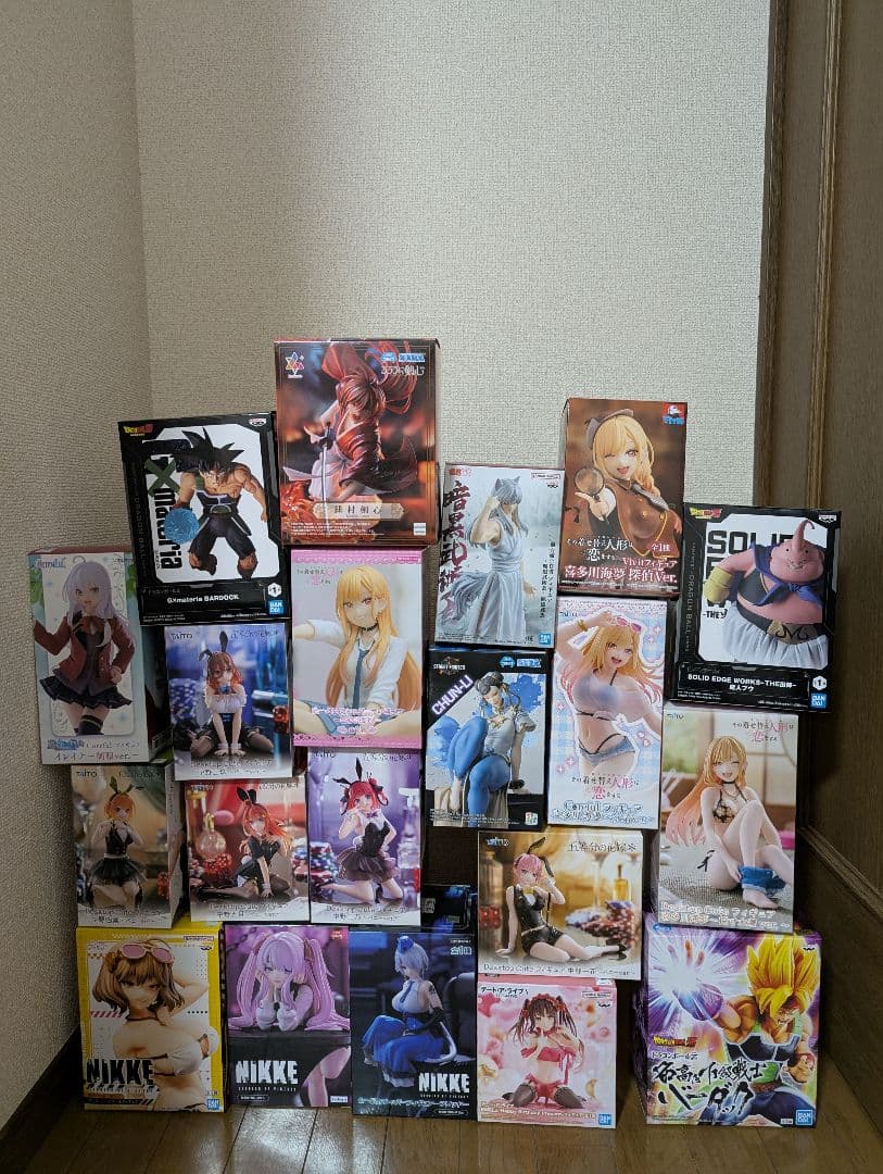 プライズフィギュアまとめ売り４０体　主に美少女系です