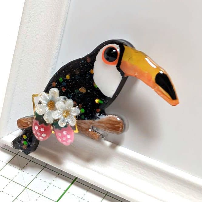 オニオオハシ（試作）　2　レジンヘアゴム　お弁当はイチゴ