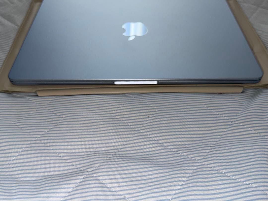 MacBook Air M4 13インチ 2025 16GB/512GB US