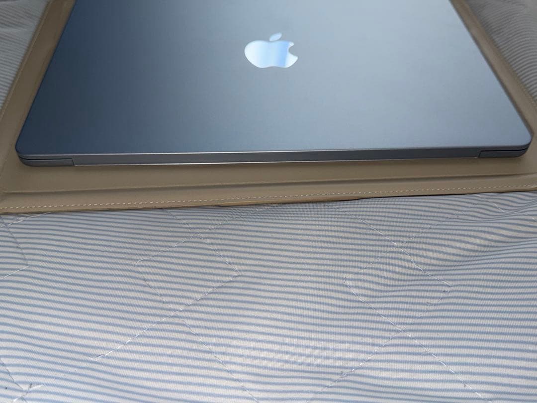 MacBook Air M4 13インチ 2025 16GB/512GB US