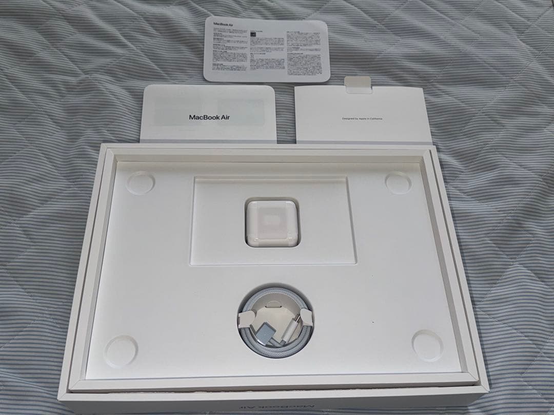 MacBook Air M4 13インチ 2025 16GB/512GB US