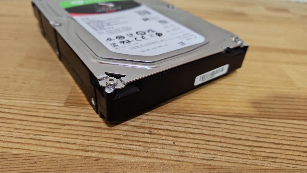 Seagate IRONWOLF ST4000VN008 4TB 3.5インチ