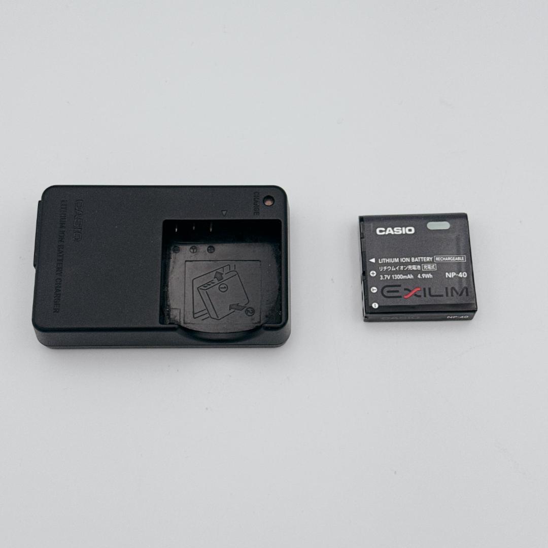 【良品】CASIO EXILIM デジタルカメラ EX-Z1000 シルバー