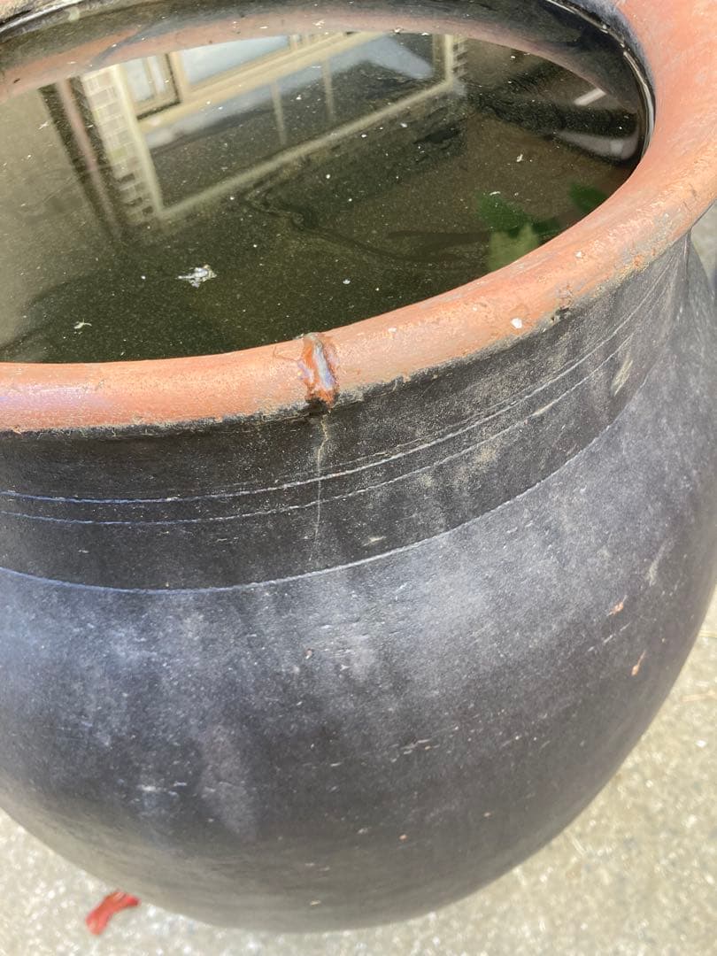 【古美術】大型 黒釉 陶器 甕 / 壺 時代物 庭園・和風インテリアに。58㎝