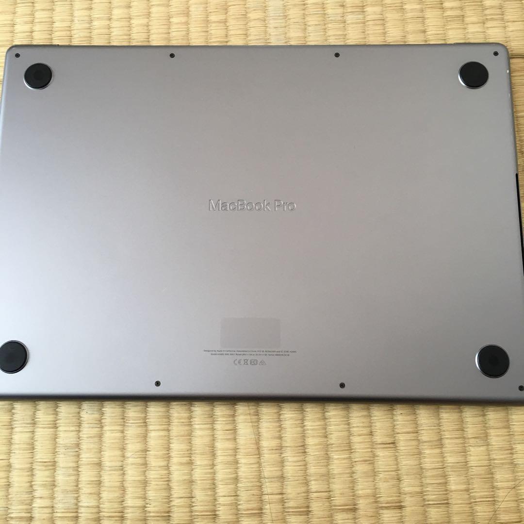 MacBookPro 16インチ2021 M1 16/500GB 16コア
