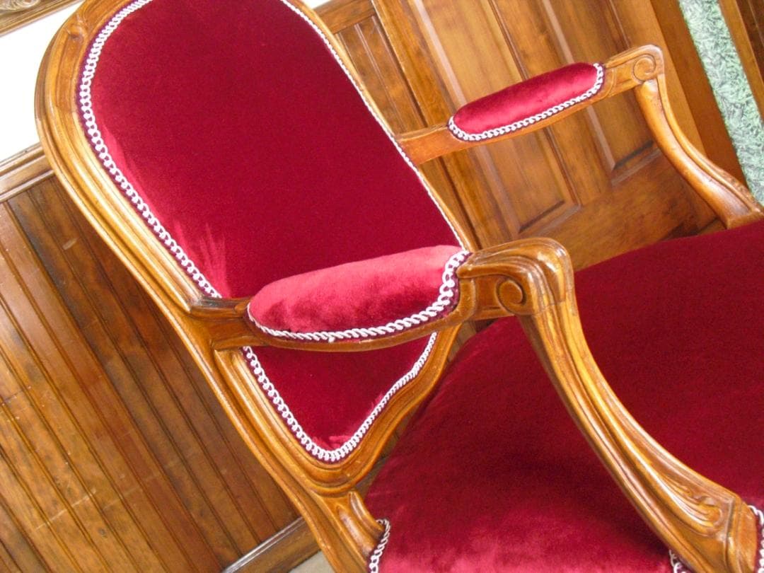 イタリア製 ロココ様式 木製ワイドアームチェア☆猫脚 彫刻 クラシック 幅広座面