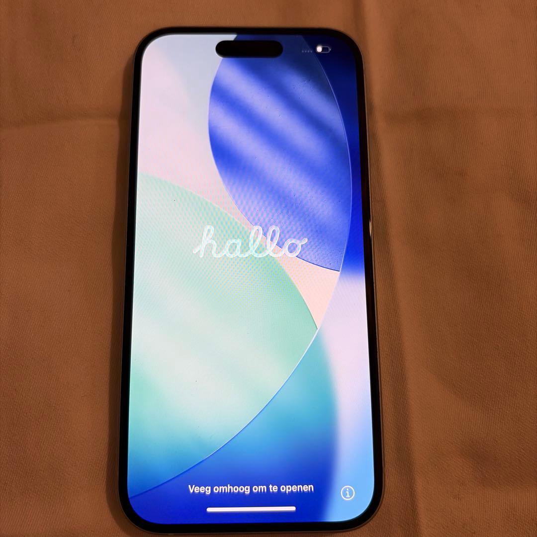 iPhone15 128GB ブルー SIMフリー 美品