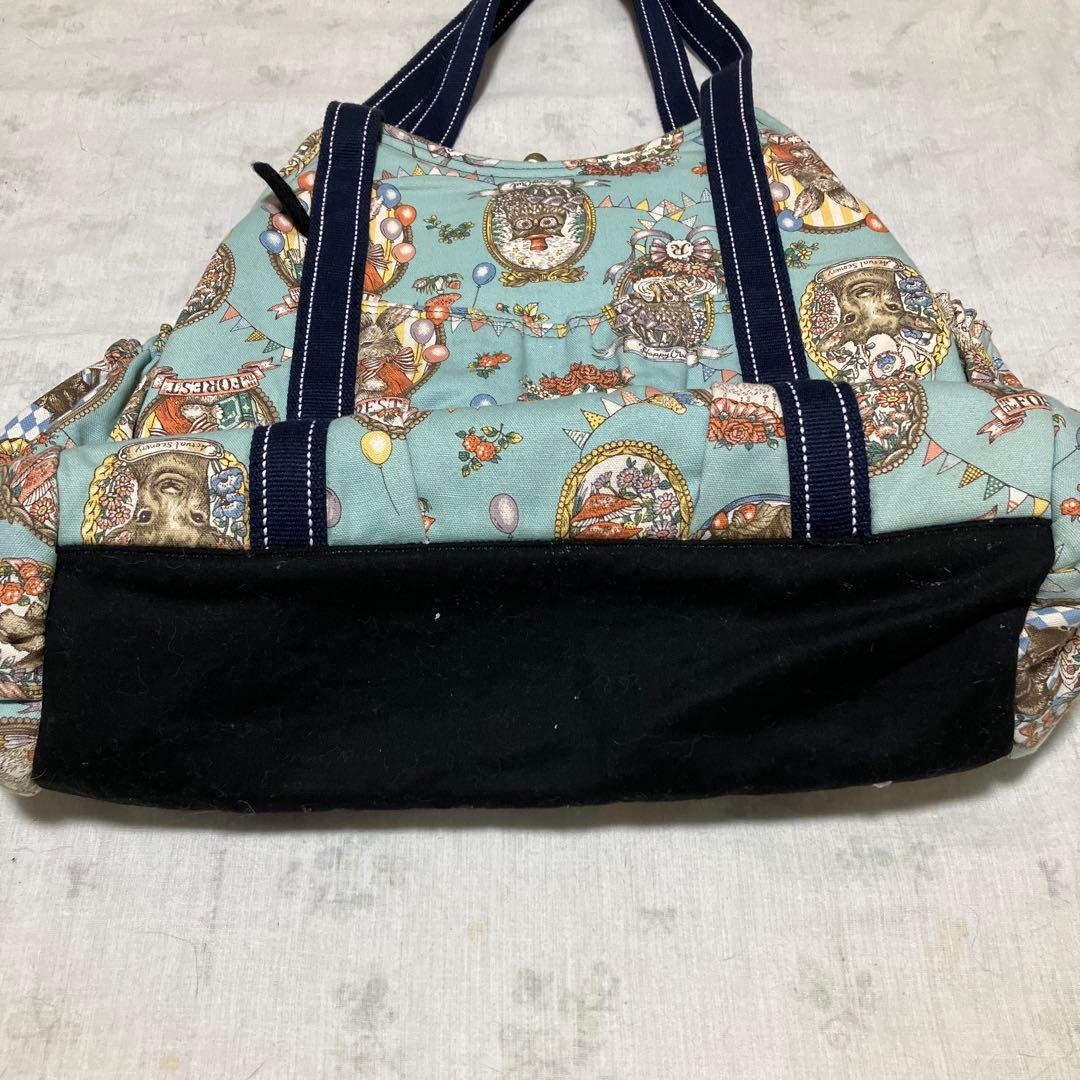 【送料込み】ハンドメイド　猫形　鞄　がま口　手提げ　2点