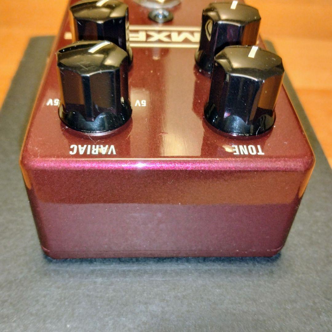 ギター MXR M236 Super Badass Variac Fuzz