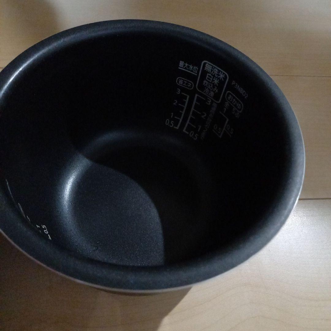 美品✨アイリスオーヤマ 炊飯器 3合 圧力IH式 RC-PH30-R