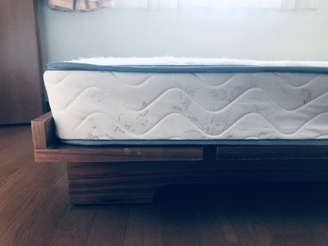 ベッドフレーム　ウォールナット　セミダブル