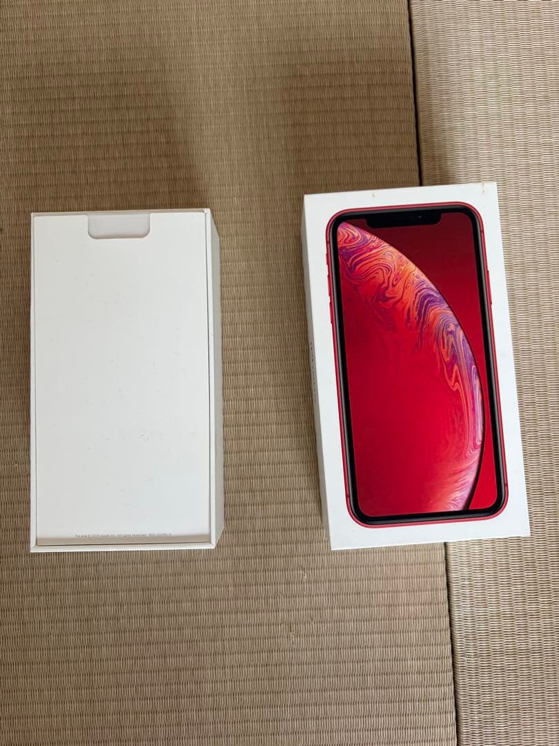 iPhoneXR RED 64GB 画面割れあり ジャンク扱い 付属品あり
