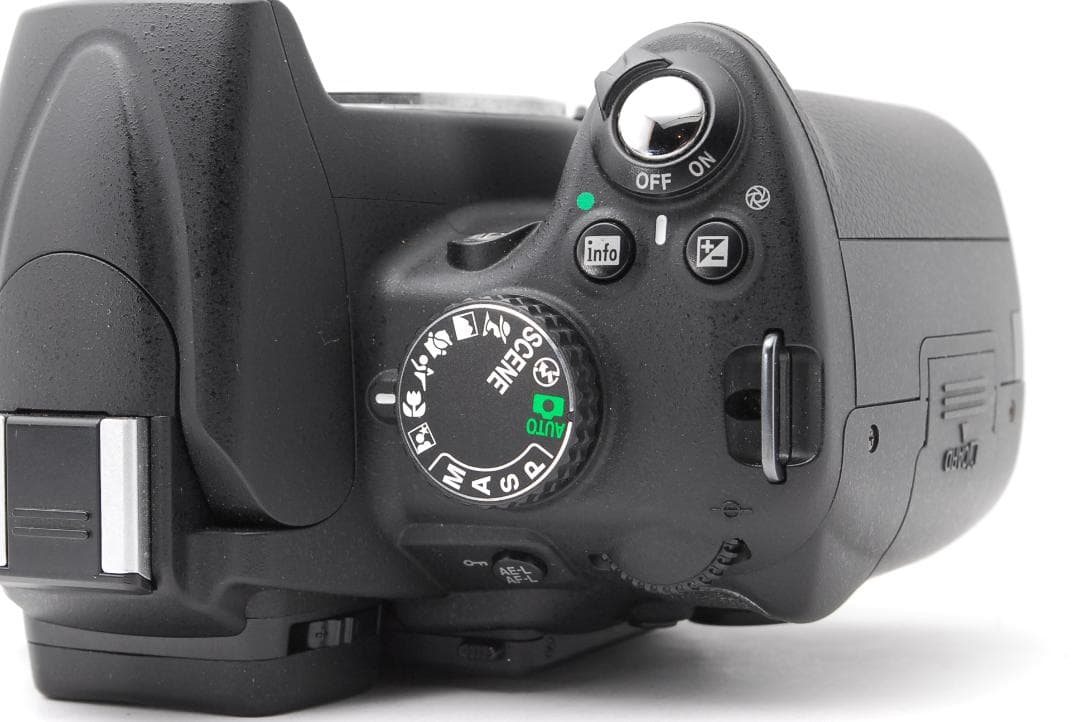 【使用感少美品】Nikon D5000　スマホ転送　自撮り　動画　バリアングル