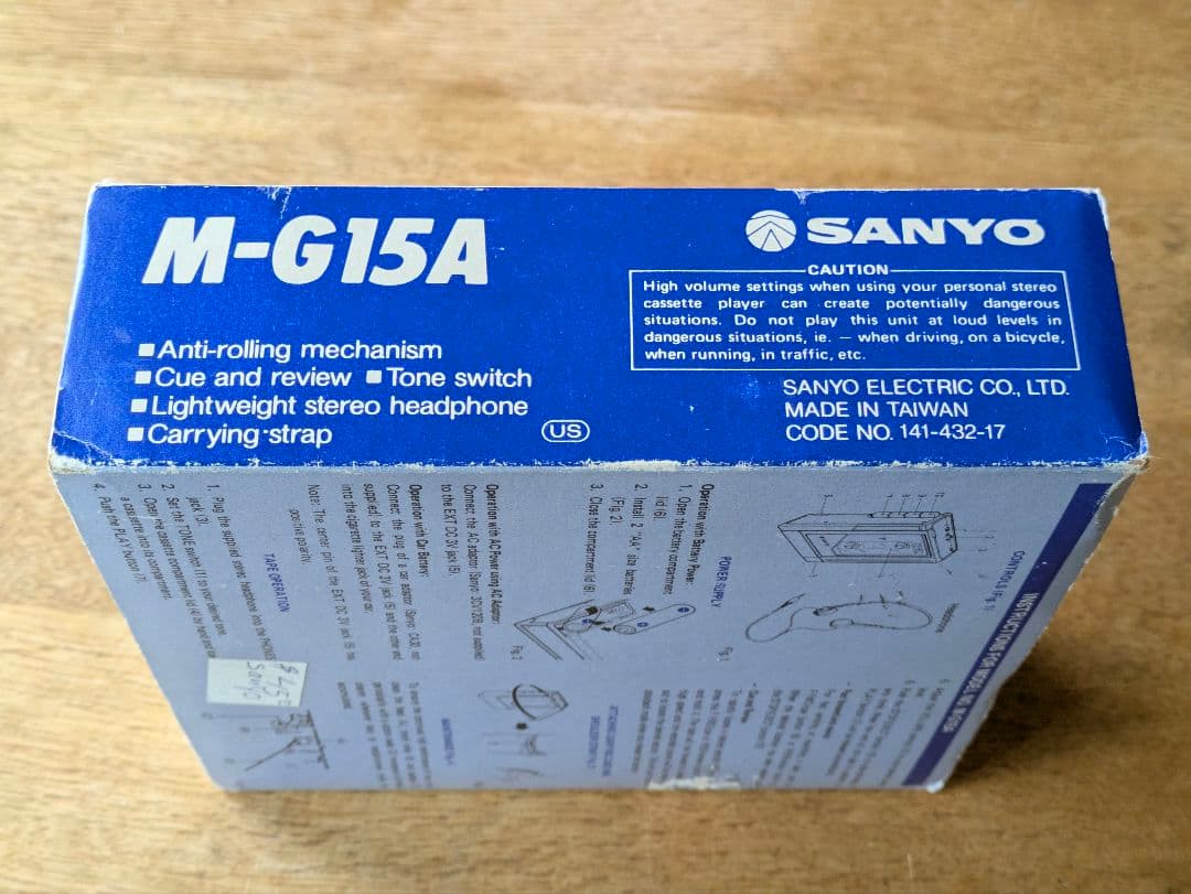 美品 Sanyo ポータブルカセットプレーヤー Sportster M-G15A