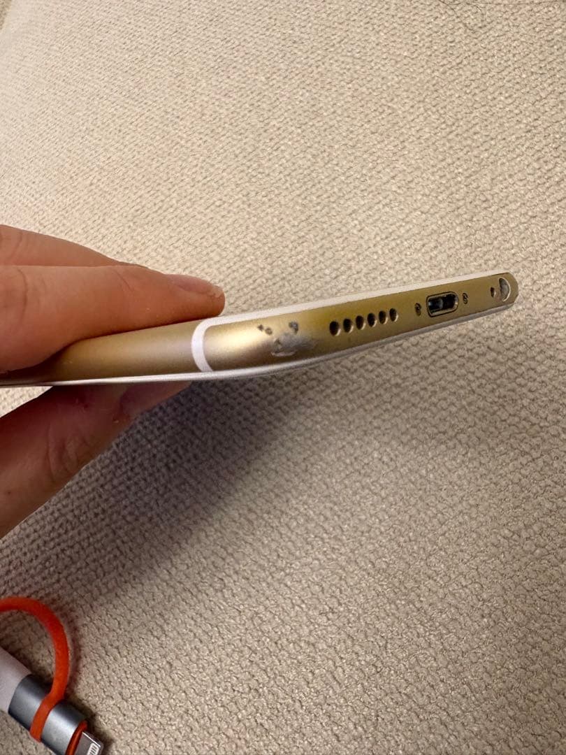 Apple iPhone 6ゴールド