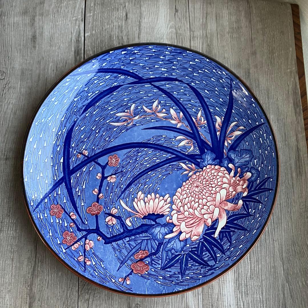 3F 【美品】大皿 飾皿 染付 菊・梅・蘭 矢羽根文様 縁起物 和モダン